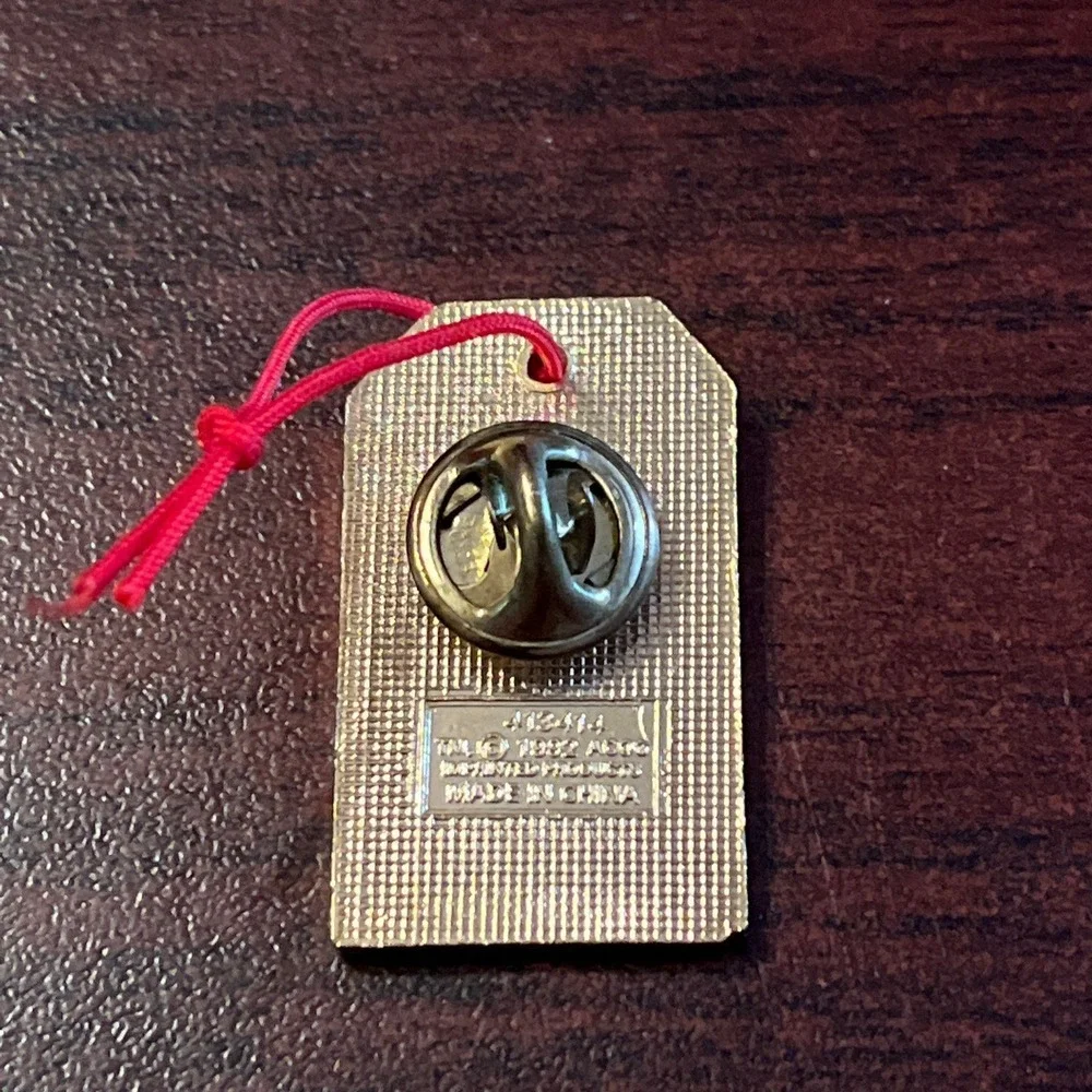 Vintage‎ 1996 Atlanta Summer Olympics Luggage Tag Lapel Hat Pin